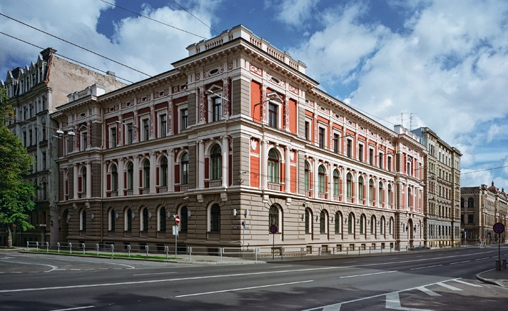 Latvijas Bankas ēka K. Valdemāra 1B